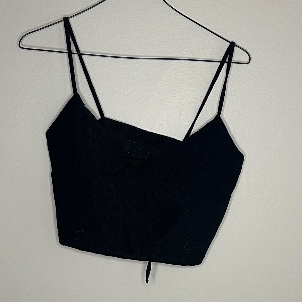 Chic Black Women's Crop Top